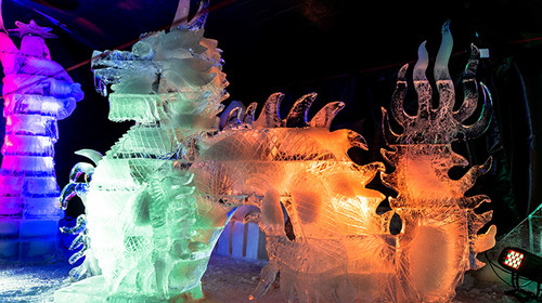 Reportaż - rzeźby lodowe z Outlet Arena Moravia w Pustevnym