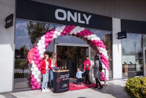 ONLY grand opening